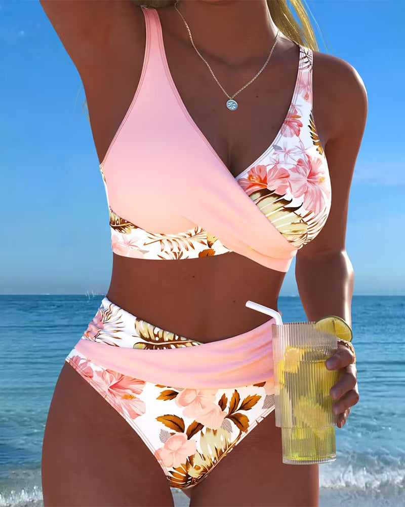 Jolina | Bikini floral que no pasa desapercibido